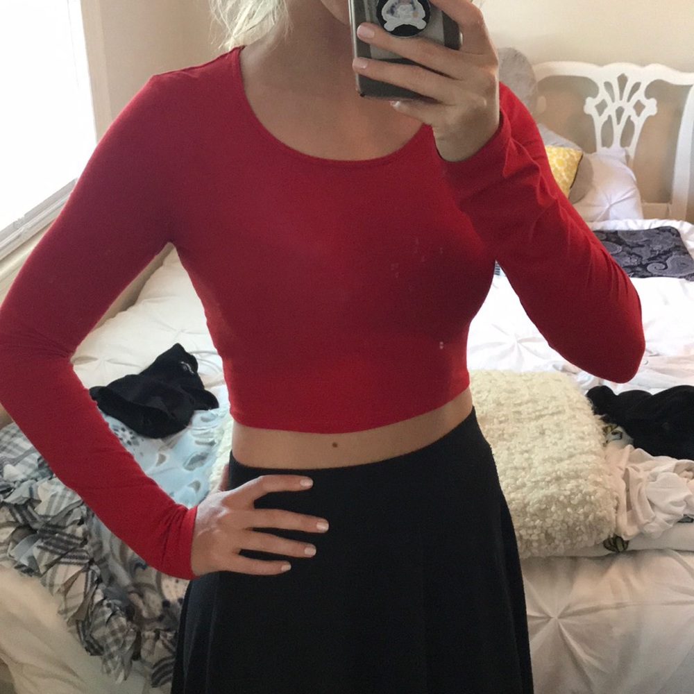 Red, long sleeve crop top